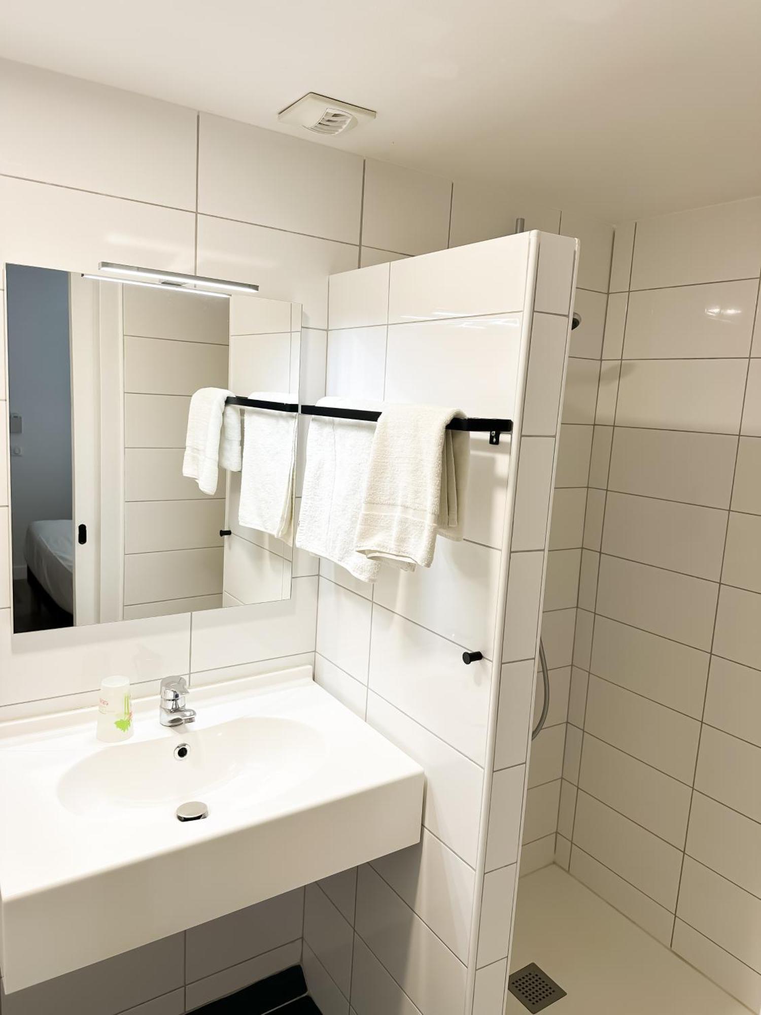 Sure Hotel By Best Western Mont-De-Marsan Saint-Pierre-du-Mont  Номер фото